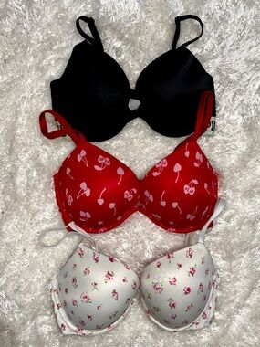 PINK Victoria's Secret 3-Pack Bra Set — Black, Red Cherry Print & White Floral